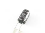 Kondensator elektrolit. Low ESR 220uF/50V 105stC - 220uf_50v[2].jpg